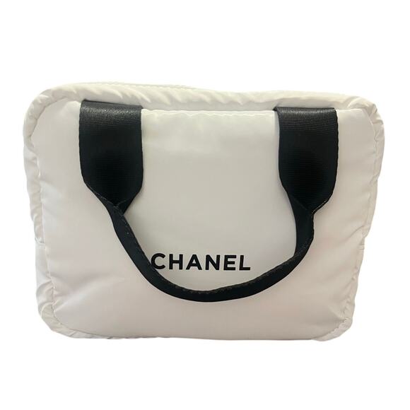 Brand New Chanel White Makeup Pouch GWP Item - Picture 1 of 5
